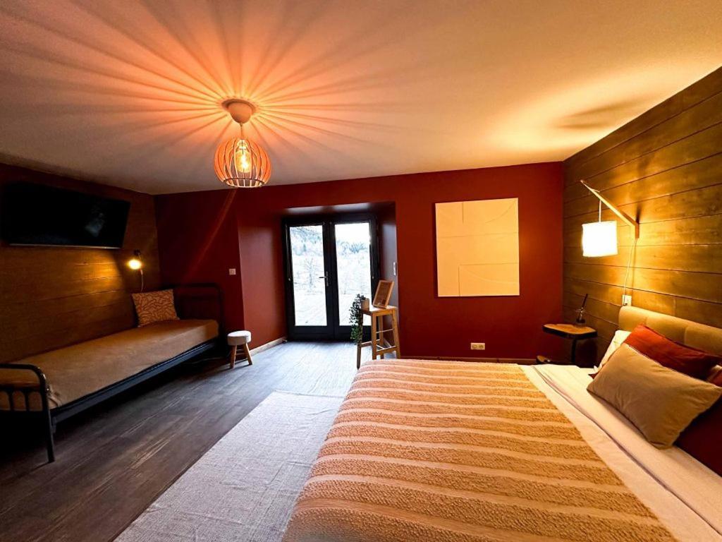 Bed and Breakfast La Ferme Du Bien-Etre Saint-Julien-Chapteuil Exteriér fotografie